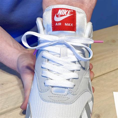 nike air max juist veteren|wat doet een veterje sneakers.